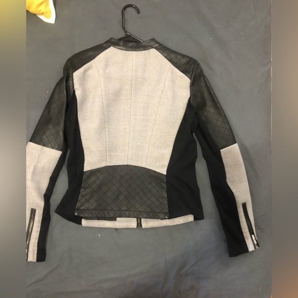 Express Jacket - Picture 2 of 3